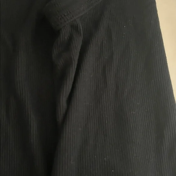 Sunday Best Navy Ribbed Crop Tank - Picture 3 of 4